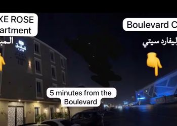 شقة بصالة أنيقة ودخول ذاتي 