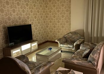 استديو بسرير ماستر وجلسة جانبية