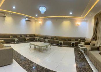 استراحة بمسطح اخضر ومجالس
