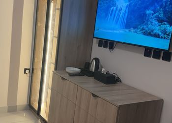 استديو هادئ بدخول ذاتي 