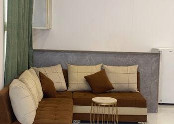شاليه بجلسة خارجية وألعاب اطفال