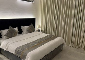 استديو بسرير ماستر ودخول ذاتي