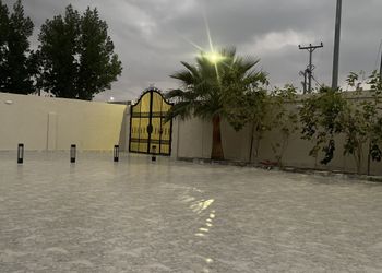 شاليه بمسبح وألعاب مائية