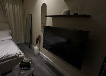 استديو بسرير ماستر ودخول ذاتي