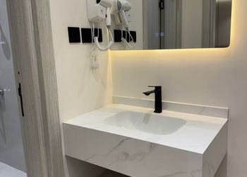 استديو بسرير ماستر