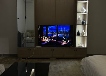 استديو بسرير ماستر وجلسة جانبية 
