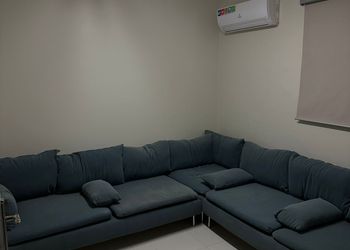شقة بصالة وغرفتين نوم