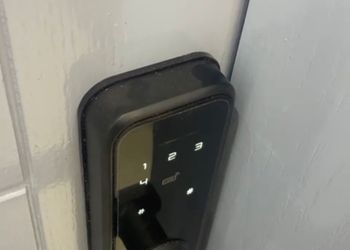 استديو هادئ بدخول ذاتي 