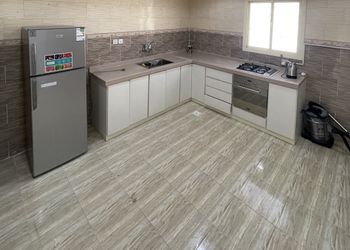 استراحة بمجالس وملحق خارجي 