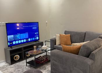 شقة بغرفتين نوم ودخول ذاتي