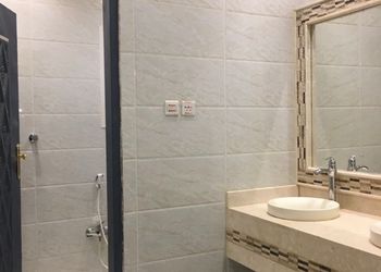 استراحة بمسطح اخضر ومجالس