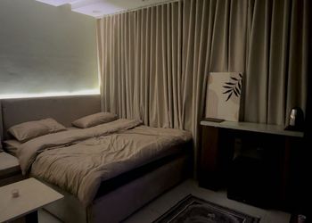 استديو بسرير ماستر