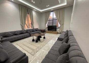 شاليه بمسبح خارجي وأجواء ممتعة 