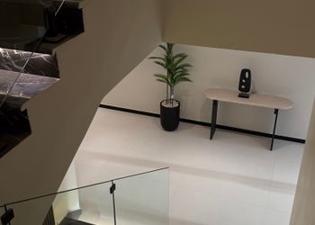 استديو بسرير ماستر