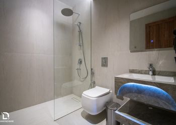 شقة بغرفة معيشة وغرفة نوم 