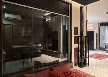 فيلا بصالة أنيقة وغرف نوم مريحة 