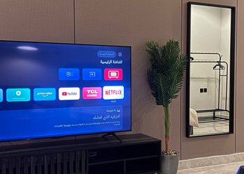استديو بسرير ماستر وجلسة جانبية