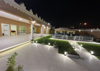 استراحة بمسطح اخضر