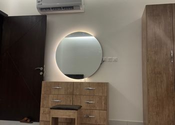 شقة بصالة وغرف نوم