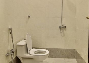 استراحة بركن شواء ومسطح اخضر