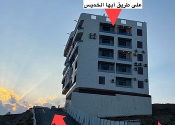 شقة بصالة انيقة وغرفتين نوم