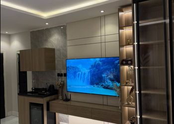 استديو هادئ بدخول ذاتي 