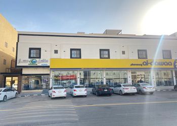 استديو بسرير ماستر وجلسة جانبية 