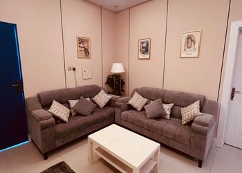 شاليه بمجلس ومسبح خارجي