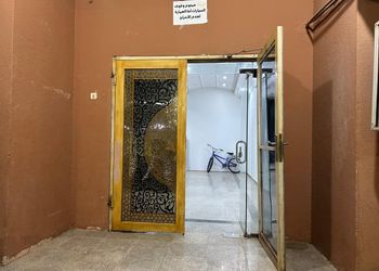 استديو بسرير ماستر وجلسة جانبية 
