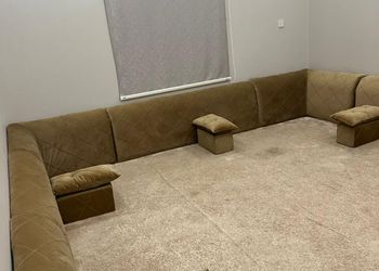 استراحة بمسبح خارجي ومجلس 