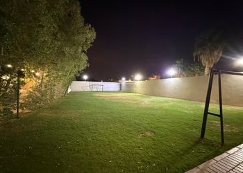 استراحة بملعب وبيت شعر 