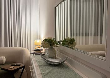 استديو بتصميم أنيق ودخول ذاتي