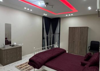 استراحة بمسطح اخضر ومجالس