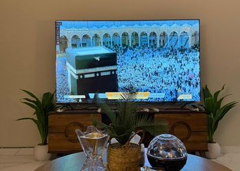 شقة بغرفتين نوم وصالة 