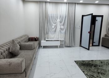 استراحة بمسطح اخضر والعاب مائية