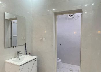 شالية بمجلس مطل على المسبح 