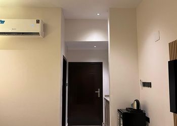 استديو بسرير ماستر ودخول ذاتي