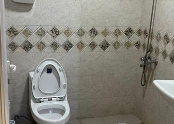 شقة بغرفة معيشة وغرفتين نوم 