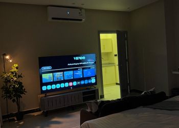 استديو هادئ بدخول ذاتي 