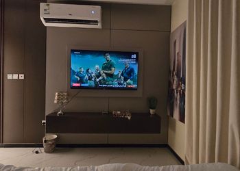 استديو هادئ بدخول ذاتي 