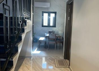 شاليه فاخر بمسبح و ٣ غرف نوم