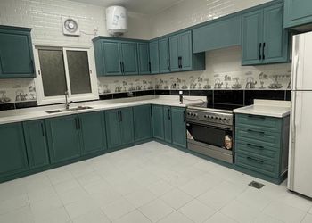 فيلا بمجالس واسعة وثلاث غرف نوم 