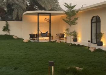 استراحة بجلسة خارجية ومسبح
