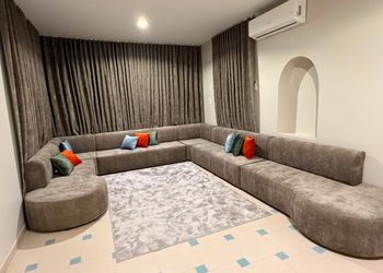 استراحة بمسطح اخضر