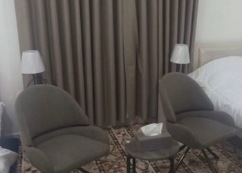 غرفة بسريرين فردية