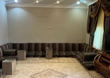 استراحة بجلسة خارجية ومسبح
