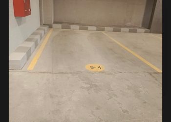 شقة بغرفتين نوم وصالة 