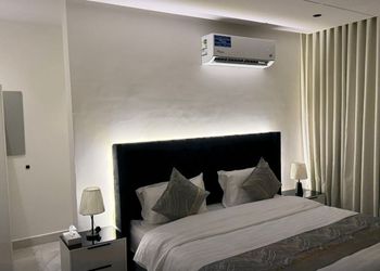 استديو بسرير ماستر ودخول ذاتي