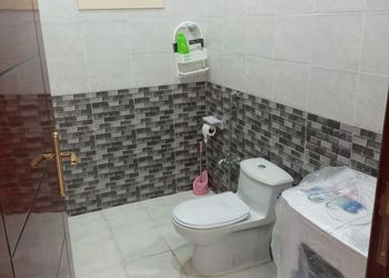 شقة بغرفة جلوس وغرفتين نوم 