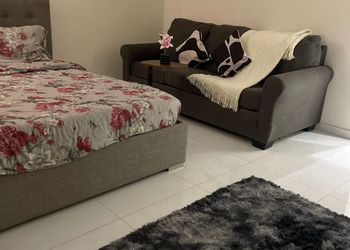 استديو هادئ بسرير ماستر